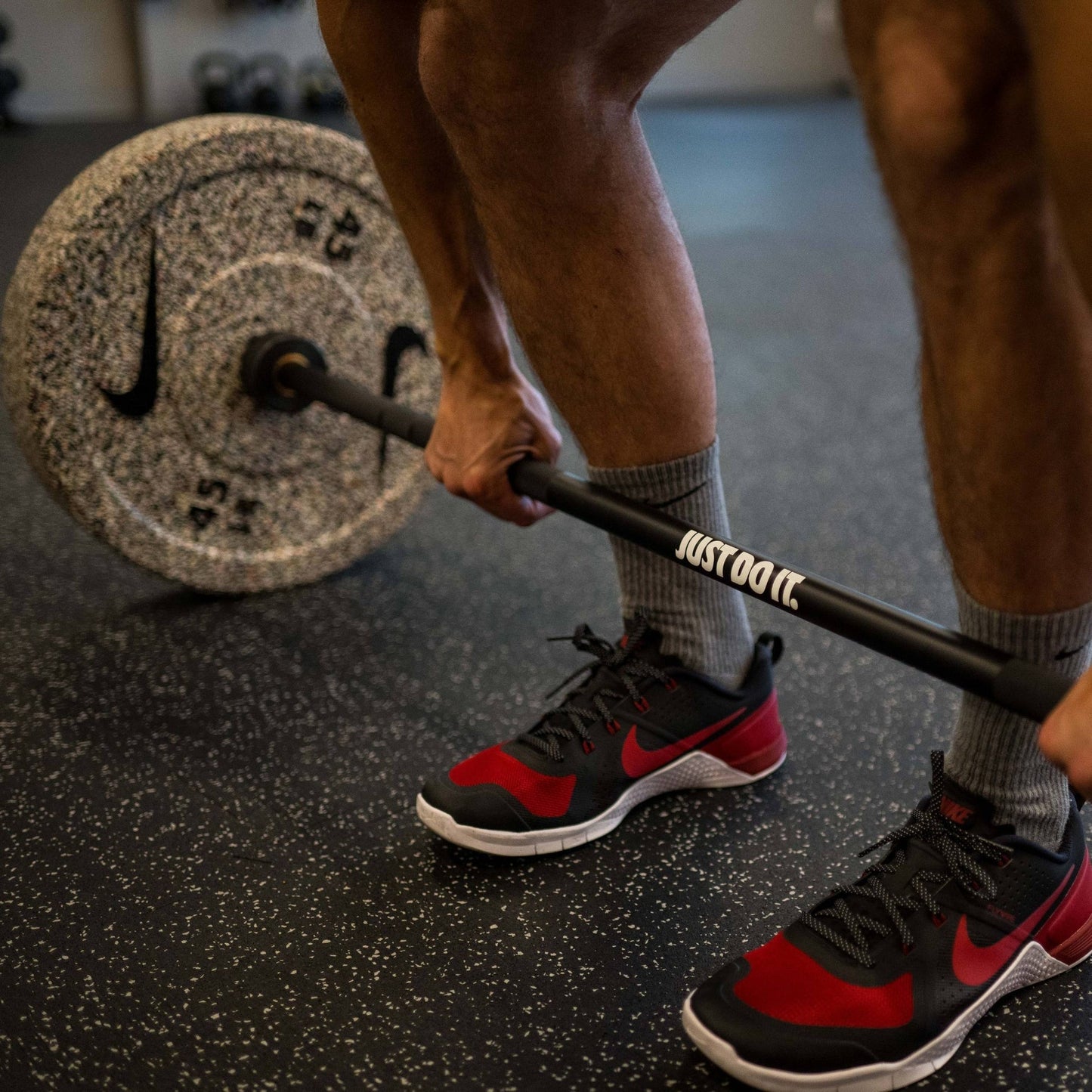 Nike Strength Shield Barbell - 20KG Black ("Just Do It")