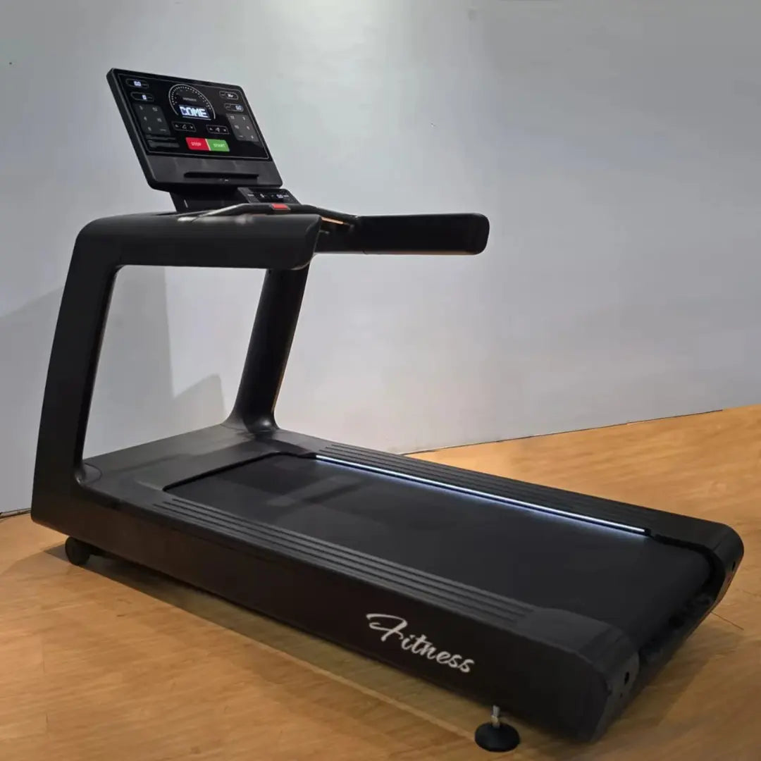 BodyStrongCommercialTreadmillBS917